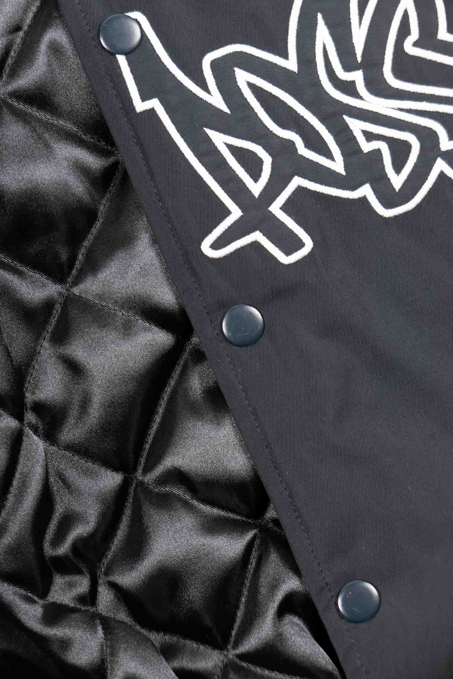 WILD STYLE BOMBER JACKET